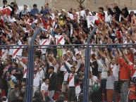 Foto: Barra: La Banda del Basurero • Club: Deportivo Municipal • País: Peru