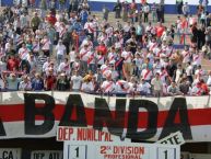 Foto: Barra: La Banda del Basurero • Club: Deportivo Municipal • País: Peru