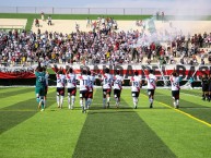 Foto: Barra: La Banda del Basurero &bull; Club: Deportivo Municipal