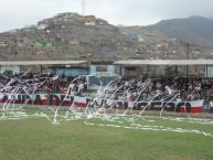 Foto: Barra: La Banda del Basurero • Club: Deportivo Municipal • País: Peru