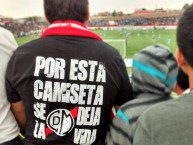 Foto: Barra: La Banda del Basurero • Club: Deportivo Municipal • País: Peru