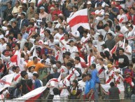 Foto: Barra: La Banda del Basurero • Club: Deportivo Municipal • País: Peru