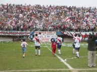 Foto: Barra: La Banda del Basurero • Club: Deportivo Municipal