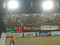 Foto: "Hinchada de Rampla acompañando a su equipo de Beach Soccer 2020" Barra: La Banda del Camion • Club: Rampla Juniors