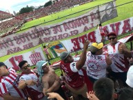 Foto: "La Banda de Carlitos Diaz. La Gloriosa Brava... aclaro la banda del camión no somos" Barra: La Banda del Camion • Club: San Martín de Tucumán • País: Argentina