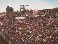 Foto: "En Rosario vs Aldosivi" Barra: La Banda del Camion • Club: San Martín de Tucumán