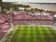 Foto: "En Rosario vs Aldosivi" Barra: La Banda del Camion • Club: San Martín de Tucumán