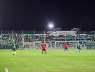 Foto: Barra: La Banda del León &bull; Club: Ituzaingó &bull; País: Argentina