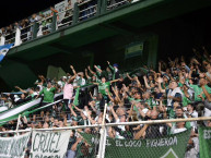 Foto: Barra: La Banda del León &bull; Club: Ituzaingó &bull; País: Argentina