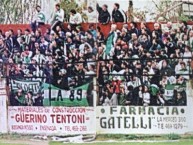 Foto: "copando ensenada, contra cambaceres, promocion 2006" Barra: La Banda del Nevado &bull; Club: Excursionistas