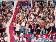 Foto: "Vieja barra del bolso" Barra: La Banda del Parque • Club: Nacional