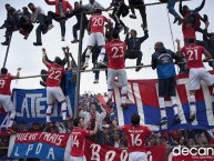 Foto: "La locura desatada después de ganar el Torneo Intermedio 2018" Barra: La Banda del Parque • Club: Nacional