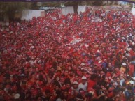 Foto: "locura por ver al rojo" Barra: La Banda del Rojo • Club: Municipal • País: Guatemala