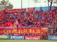 Foto: "DE LOCAL" Barra: La Banda del Rojo • Club: Municipal