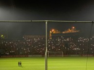 Foto: Barra: La Banda del Rojo &bull; Club: Municipal