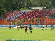 Foto: "Municipal local en ciudad universitaria" Barra: La Banda del Rojo &bull; Club: Municipal