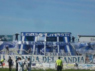 Foto: Barra: La Banda Del Sandia • Club: Guillermo Brown