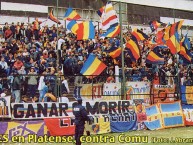 Foto: "contra comu en platense, Final de ida, 1ra. C, año 2005" Barra: La Banda del Tricolor &bull; Club: Colegiales