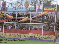 Foto: "contra san telmo, año 2008" Barra: La Banda del Tricolor &bull; Club: Colegiales