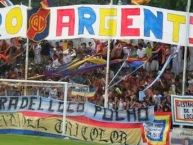 Foto: Barra: La Banda del Tricolor • Club: Colegiales • País: Argentina