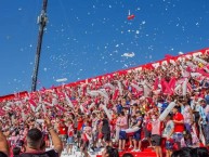 Foto: Barra: La Banda Descontrolada • Club: Los Andes