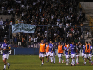 Foto: "Hinchada violeta en el Parque Central" Barra: La Banda Marley • Club: Defensor • País: Uruguay