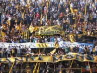 Foto: Barra: La Banda Monstruo • Club: Almirante Brown