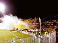 Foto: Barra: La Banda Tricolor • Club: Deportivo Pasto • País: Colombia