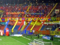 Foto: Barra: La Banda Tricolor • Club: Deportivo Pasto • País: Colombia