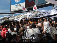 Foto: "Trapo de La Barra del Olimpia" Barra: La Barra 79 • Club: Olimpia