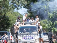 Foto: "CARAVANA DE LA BARRA 79" Barra: La Barra 79 • Club: Olimpia • País: Paraguay