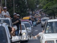 Foto: "CARAVANA DE LA 79 VS LOS BASTARDOS SIN GLORIA" Barra: La Barra 79 • Club: Olimpia