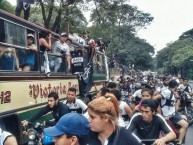 Foto: "20/04/2019 vs Cerro Porteño" Barra: La Barra 79 • Club: Olimpia