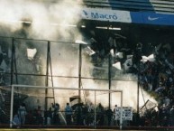 Foto: "Copando Racing." Barra: La Barra de Caseros • Club: Club Atlético Estudiantes