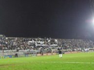 Foto: "La Barra De Caseros en el partido contra Villa San Carlos" Barra: La Barra de Caseros • Club: Club Atlético Estudiantes