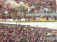 Foto: "contra almirante en caseros, año 2005" Barra: La Barra de Laferrere 79 &bull; Club: Deportivo Laferrere