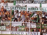 Foto: "en tigre, año 2004" Barra: La Barra de Laferrere 79 &bull; Club: Deportivo Laferrere