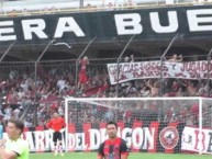 Foto: Barra: La Barra del Dragón • Club: Defensores de Belgrano • País: Argentina