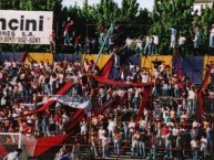 Foto: Barra: La Barra del Dragón • Club: Defensores de Belgrano • País: Argentina