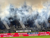 Foto: "Nunca pirata, las Malvinas son argentinas" Barra: La Fiel &bull; Club: Talleres &bull; País: Argentina