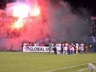 Foto: Barra: La Garra del Oso • Club: Liga de Loja • País: Ecuador