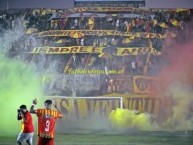 Foto: Barra: La Gloriosa 22 &bull; Club: Sarmiento de Resistencia &bull; País: Argentina