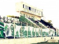 Foto: "La Banda de Los Vileros" Barra: La Gloriosa • Club: Villa Mitre • País: Argentina