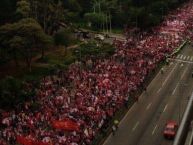 Foto: Barra: La Guardia Albi Roja Sur • Club: Independiente Santa Fe • País: Colombia