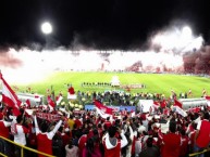 Foto: Barra: La Guardia Albi Roja Sur • Club: Independiente Santa Fe • País: Colombia