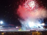 Foto: "Final Copa Sudamerica 09/12/2015" Barra: La Guardia Albi Roja Sur • Club: Independiente Santa Fe • País: Colombia