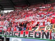 Foto: Barra: La Guardia Albi Roja Sur • Club: Independiente Santa Fe • País: Colombia