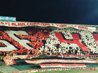 Foto: Barra: La Guardia Albi Roja Sur • Club: Independiente Santa Fe • País: Colombia