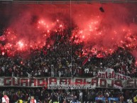 Foto: Barra: La Guardia Albi Roja Sur • Club: Independiente Santa Fe • País: Colombia