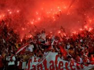 Foto: Barra: La Guardia Albi Roja Sur • Club: Independiente Santa Fe • País: Colombia